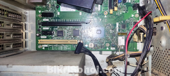 CORE I3 8TH GENERATION 4GB RAM 128 GB SSD